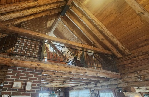 Roxbury Cabina | Outdoor enthusiasts! ATV trails, Hikes, Lakes, Coos Canyon, Skiing, and fishing
