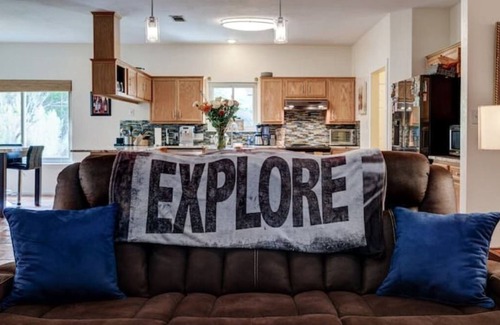 Leander Casa | Huge Covered Patio | Spa | 4 mins to Lake | Views!