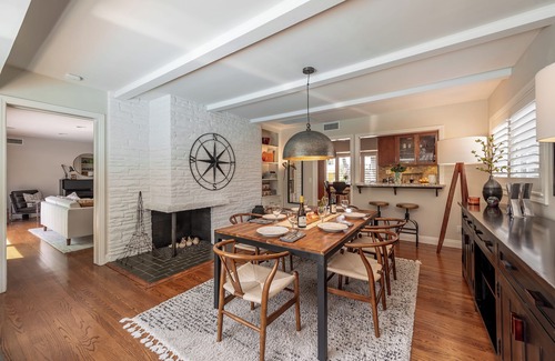 Santa Ana Casa | Outdoor Living w Private Pool, 12 Mins from Disney, Beaches 20-min, Pet-Friendly