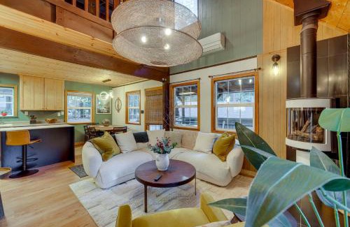 Nevada City Casa | Outdoor Oasis Modern Nordic Home By Lake!