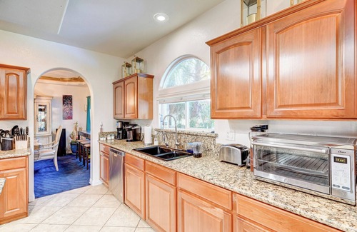 Spring Valley Casa | Outdoor Oasis Retreat 10-bedroom Sleeps 22, Sports,Amenities, Arcade, Sauna, Spa