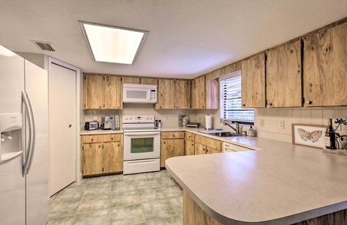 Florida Shores Casa | Outdoor Retreat in Edgewater w/ Private Pool