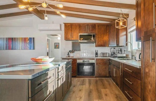 Wonder Valley Casa | Outdoor Theatre | Games| BBQ | Fire Pit | Dogs Ok