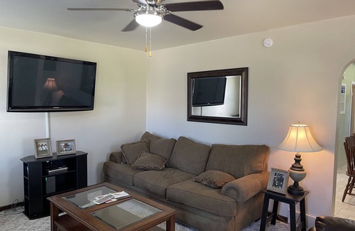 Medina Casa | Outdoorsman's Dream OR Quiet Family Get Away