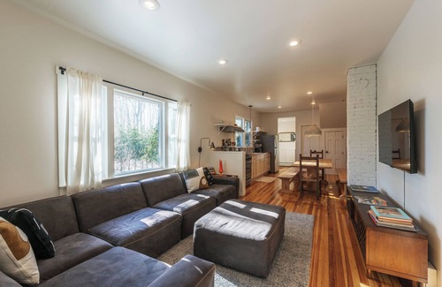 Woodridge Casa | Outlier Inn Guest House on Farm Catskills