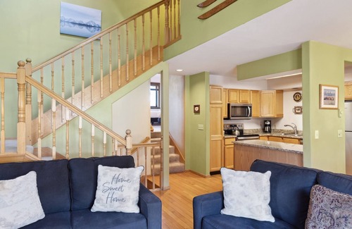 Jackson Casa | Outpost: Clark's Knoll 367 - Walk to Town Square