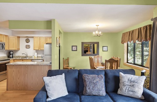 Jackson Casa | Outpost: Clark's Knoll 367 - Walk to Town Square