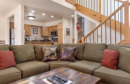 Jackson Casa | Outpost: Clark's Knoll 371 - Walk to Town Square
