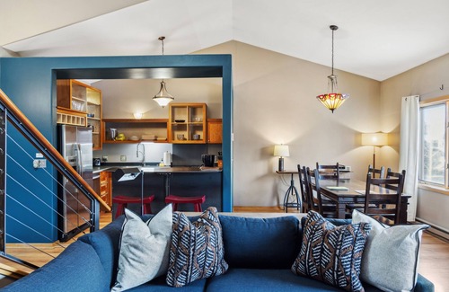 Jackson Casa | Outpost: Knoll 353 de Clark