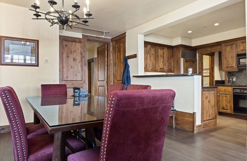 Jackson Condominio | Puesto avanzado: Grand View 5020 - ¡Chimenea, vistas de Teton y aire acondicionado!