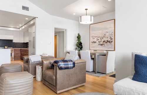 Jackson Condominio | Puesto avanzado: One Town Hill 305