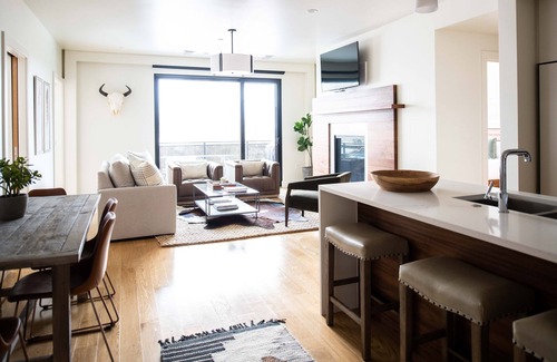 Jackson Condominio | Puesto avanzado: One Town Hill 303