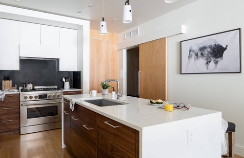 Jackson Condominio | Puesto avanzado: One Town Hill 406
