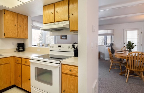 Jackson Condominio | Outpost: Pitchfork 2106 - Walk to Town Square!