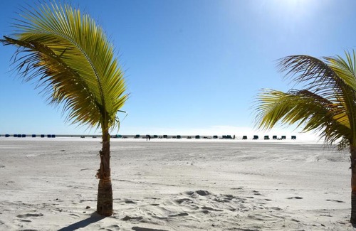 South Island Complejo | Outrigger Beach Resort