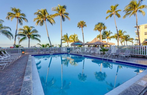 South Island Complejo | Outrigger Beach Resort