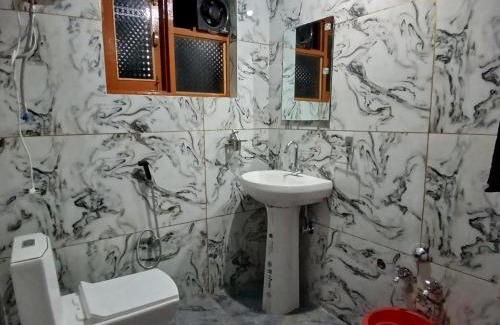 Srinagar Casa | Outsaw cottage
