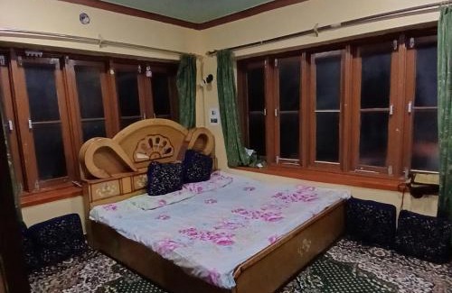 Srinagar Casa | Outsaw cottage