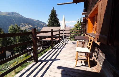 Ayer Chalet De Esquí | Outside : small, lovely, recently renovated individual chalet on 3 floors, suitable for 4 people, ba