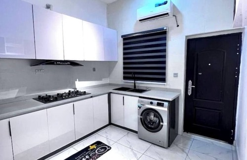 Lagos Casa | Outstanding 3 bedrms w. balcony 24/7 pwr Lekkii