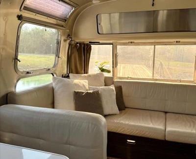 Ennis Casa | Outstanding Airstream Close to Stunning Hiking Trails in Bristol, Texas