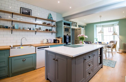 Laugharne Cabaña | Gwalia House - La última edición de Laugharne