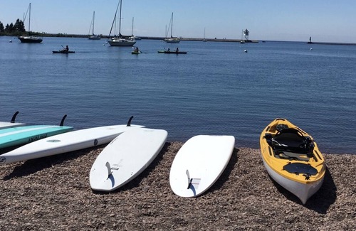Grand Marais Apartamento | Outstanding Lake Superior Views, Grand Marais Harbor and Light Houses ​ .