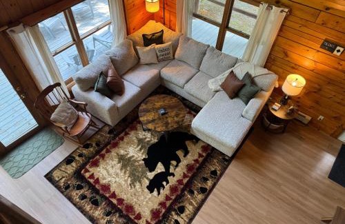 Rangeley Casa | Outta Range Outta Range, A Cozy Log Home Retreat