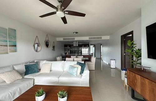Jimenez Condominio | OV324N (2-Bedroom Condo) with Pool and Ocean view - Handicap accessible by RedAwning