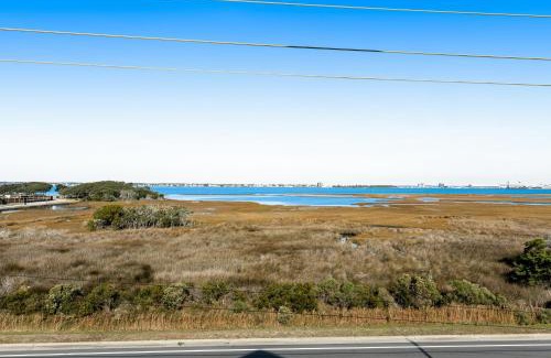 Atlantic Beach Casa | Over by the Sea