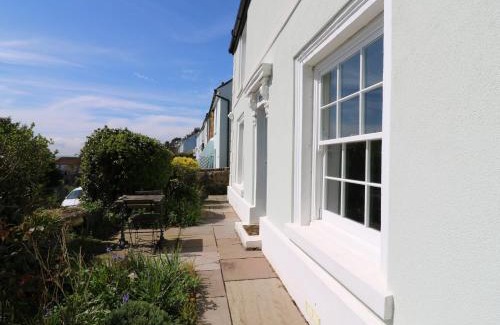 Hythe Casa | Overchurch