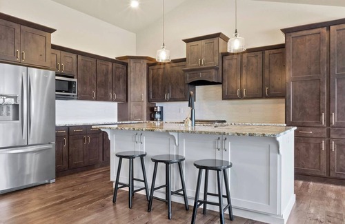 Coeur d'Alene Casa | Overlooking Lake View | 3 BR+Game Room | 12 guests