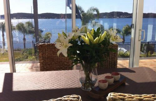 Fishing Point Cama Y Desayuno | Overnight Reflections B&B