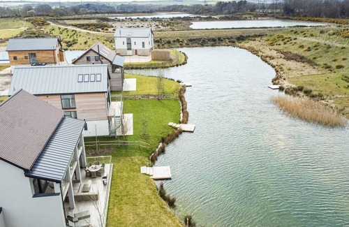 Warmwell Casa | Overton Island 11 (OI11), Silverlake, Dorset