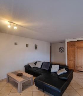 Ovronnaz Apartamento | Ovronnaz La Roussane Appartement Spacieux et Confortable