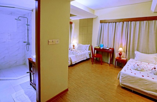 Mandalay Hotel | Oway Grand Hotel