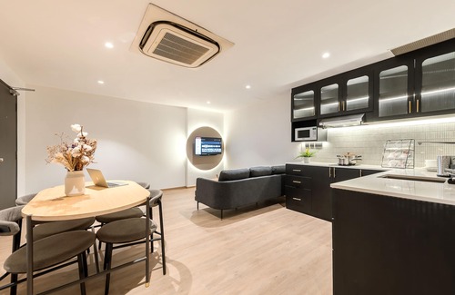 Farrer Park Hotel | Owen House by Habyt
