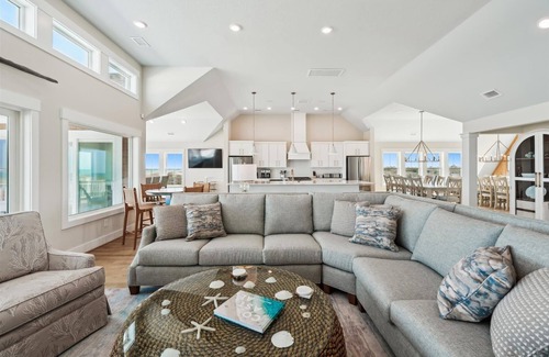 Colington Casa | Owens -- Brand New 12 BR Luxury Oceanfront
