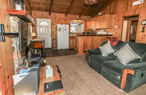 Fawnskin Casa | Owl Cabin
