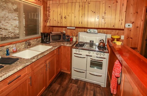 Fawnskin Casa | Owl Cabin