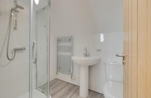 Woodbridge Casa | Owl Lodge