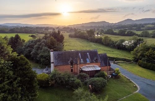 Hyssington Casa | Owlbury Hall Barn