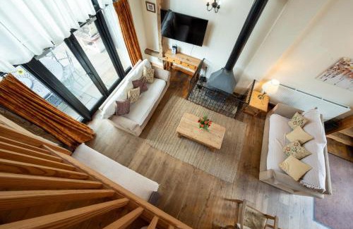 Wattisham Casa | Owls End at Wattisham Hall