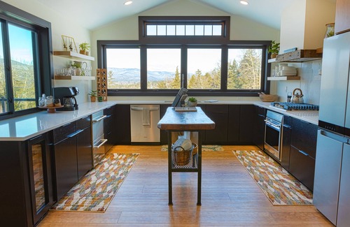 Campton Casa | "Owl’s Nest Resort- New Home with Stunning Mountain Views on the 17th Green.”