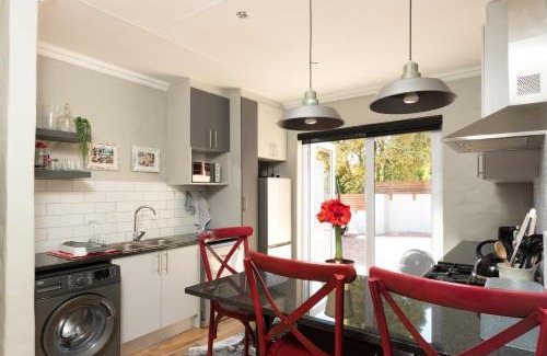 George Apartamento | Owls Nest Self Catering