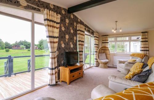 Leiston Casa | Owls Retreat, Lodge 11
