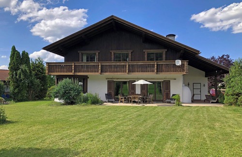 Bergen Casa | Own cottage near Chiemsee with view of the alps