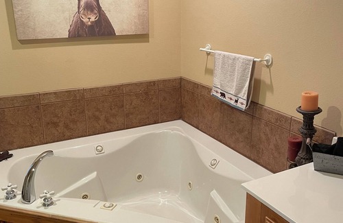 Branson West Cabina | Family Friendly Lodge Ubicado en el bosque - Al lado de Silver Dollar City!