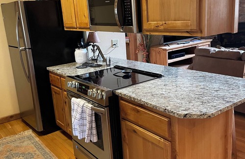 Branson West Cabina | Family Friendly Lodge Ubicado en el bosque - Al lado de Silver Dollar City!