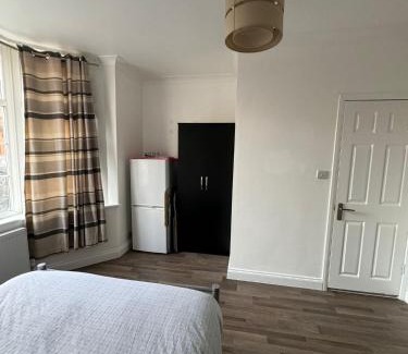 West Ham Casa | Oxborne Rooms UK - Gardner